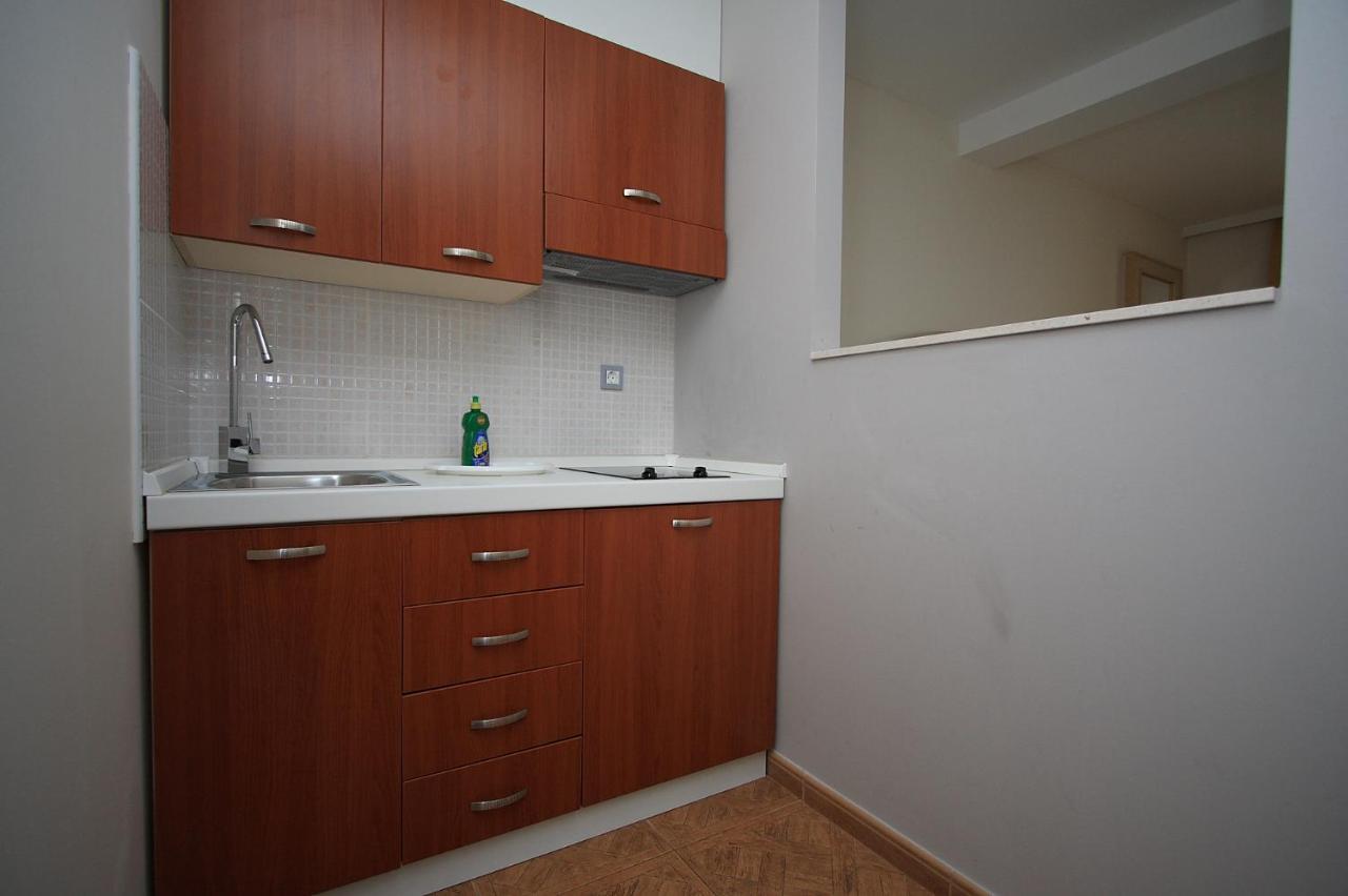 Aparthotel Natalia Podgora Luaran gambar